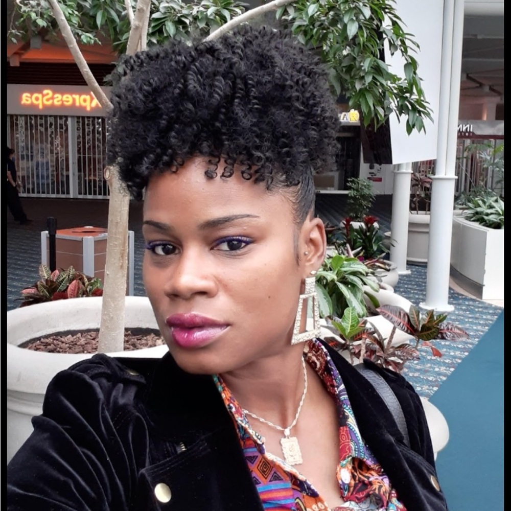 Meet your Posher, Iasia